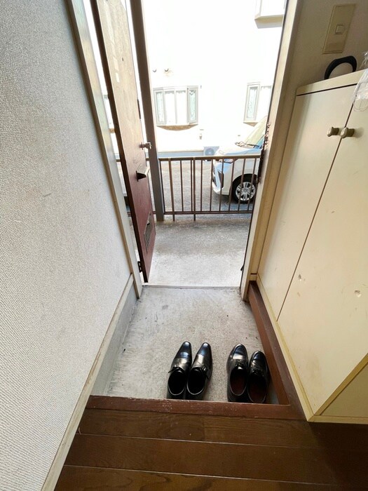 物件内観写真21　(玄関)