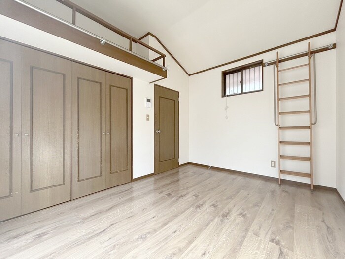 物件内観写真9　(居室)