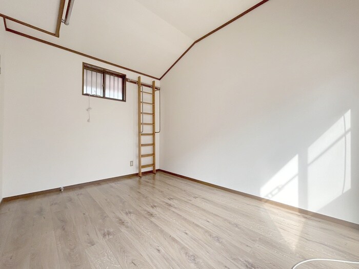 物件内観写真10　(居室)