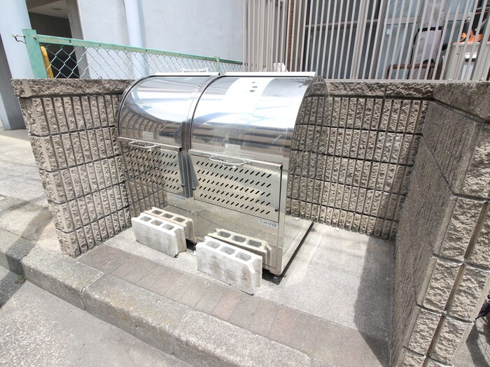 物件外観写真6　(建物設備)