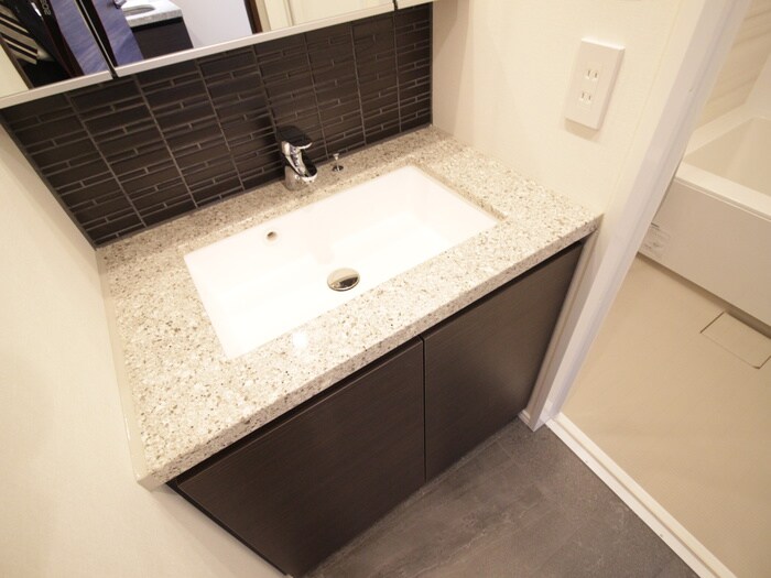 物件内観写真13　(洗面)