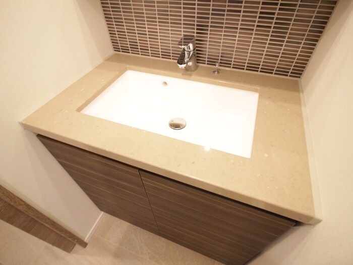 物件内観写真13　(洗面)