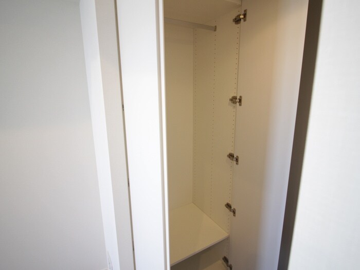 物件内観写真15　(収納)