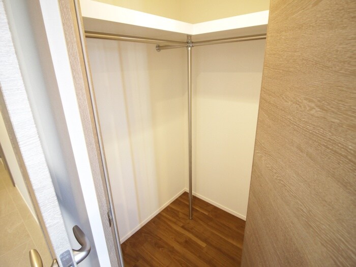 物件内観写真15　(収納)