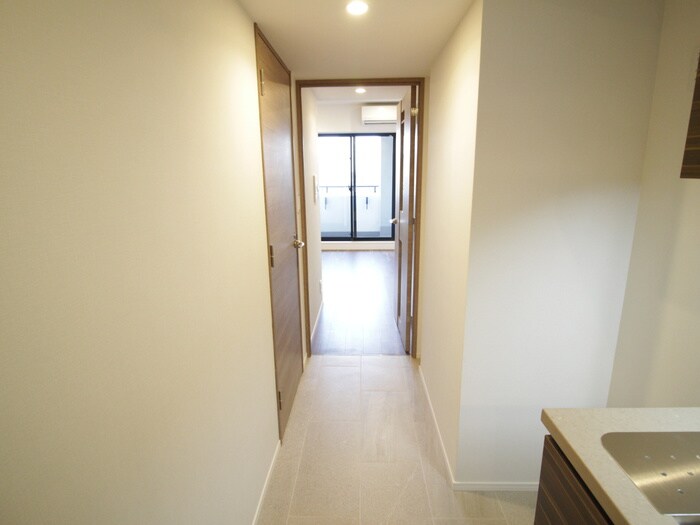 物件内観写真19　(廊下)