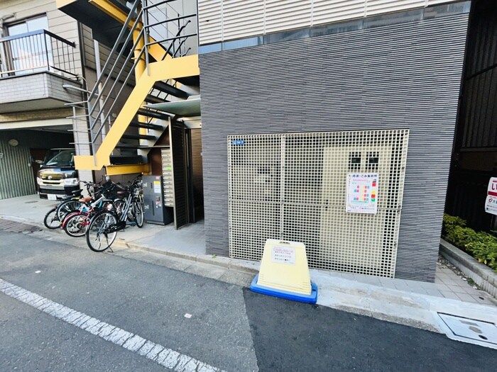 物件外観写真4　(建物設備)