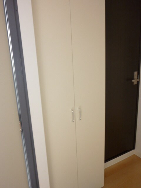 物件内観写真13　(収納)