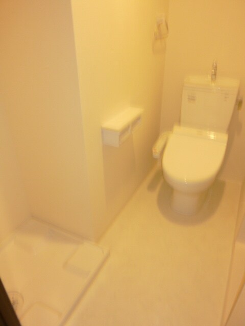物件内観写真15　(トイレ)