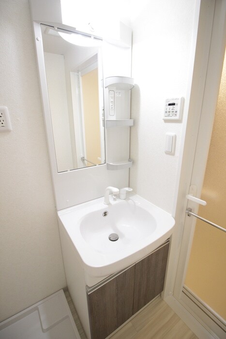 物件内観写真12　(洗面)