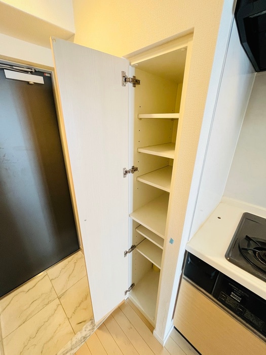 物件内観写真18　(収納)