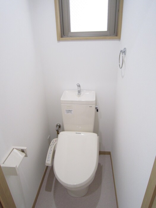 物件内観写真15　(トイレ)