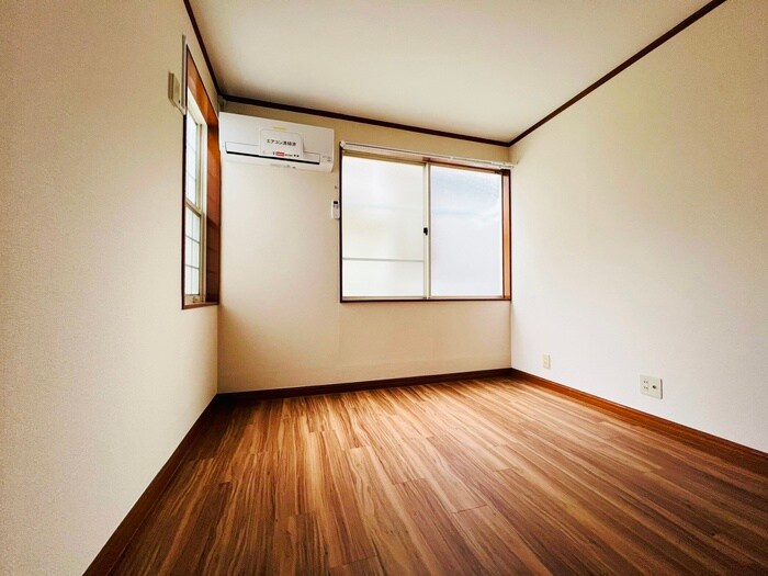 物件内観写真7　(居室)