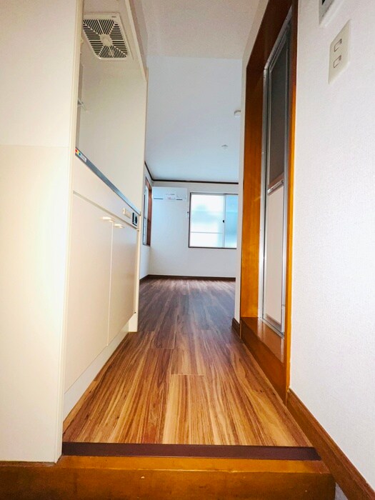 物件内観写真20　(玄関)