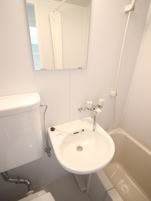 物件内観写真15　(洗面)