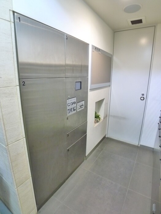 物件外観写真4　(建物設備)