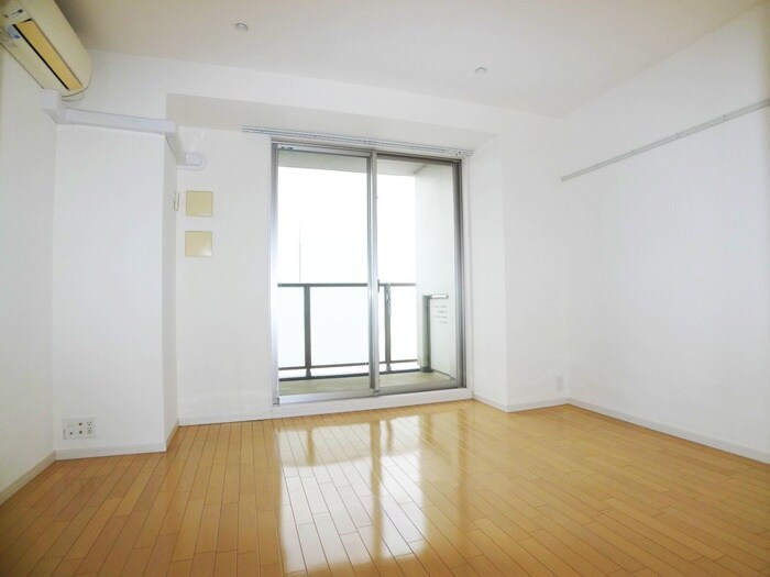 物件内観写真10　(室内からの展望)