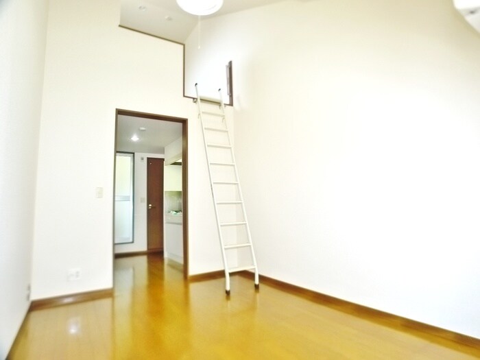 物件内観写真8　(居室)