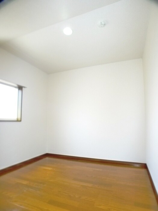 物件内観写真11　(ロフト)