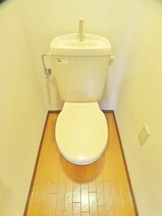 物件内観写真13　(トイレ)