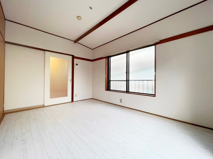 物件内観写真9　(居室)