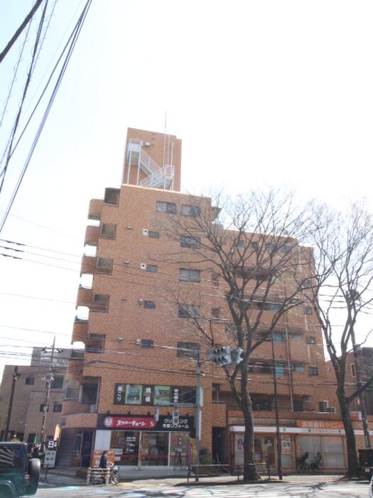 セラグリオ烏山の外観写真