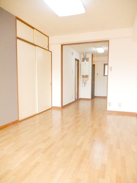 物件内観写真12　(居室)