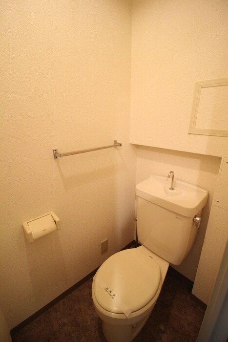 物件内観写真10　(トイレ)