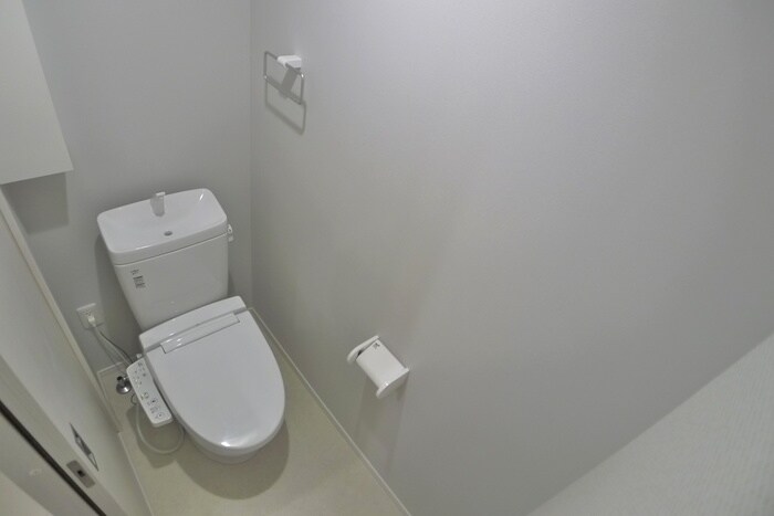物件内観写真16　(トイレ)
