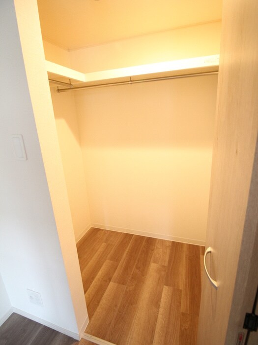 物件内観写真9　(収納)