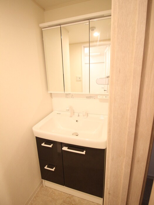 物件内観写真14　(洗面)