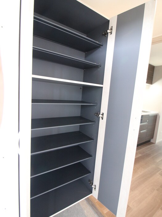 物件内観写真16　(靴箱)