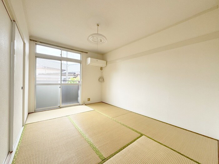 物件内観写真7　(居室)