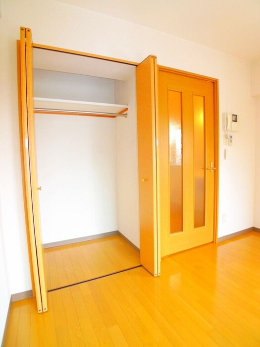 物件内観写真5　(収納)