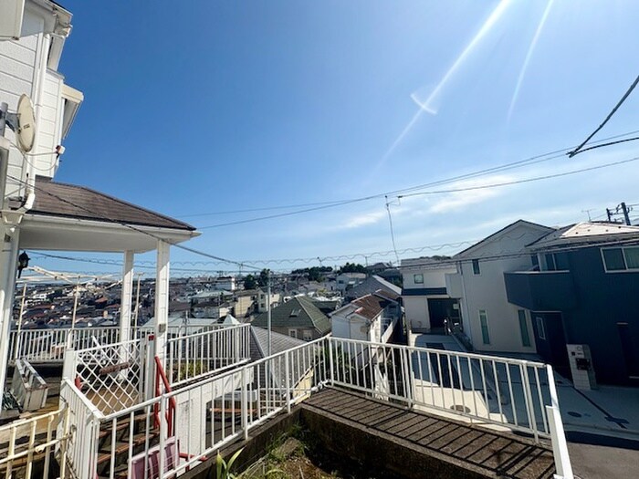 物件内観写真14　(室内からの展望)