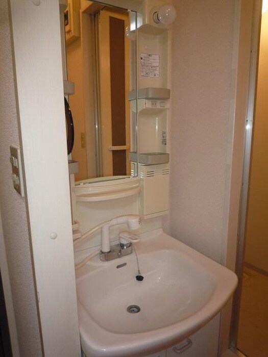 物件内観写真10　(洗面)