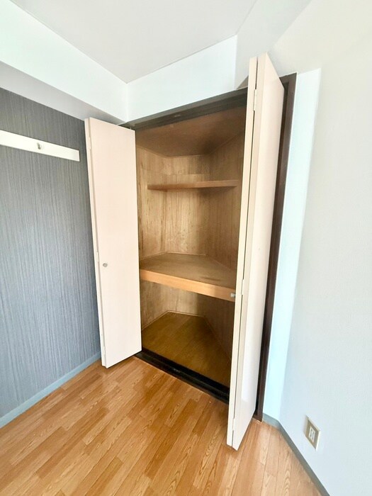 物件内観写真12　(洗面)