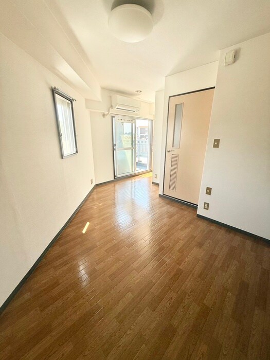 物件内観写真22　(居室)