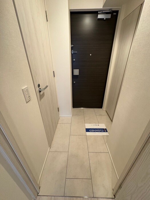 物件内観写真15　(玄関)