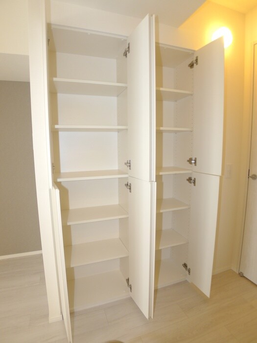 物件内観写真19　(収納)