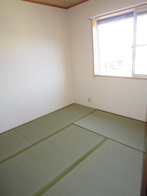 物件内観写真9　(居室)