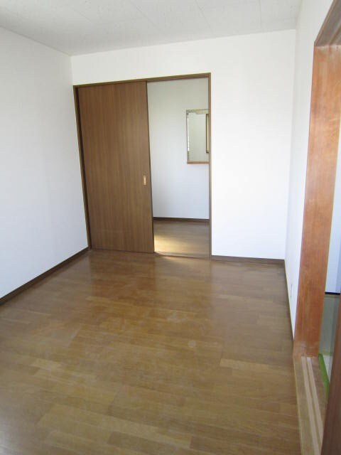 物件内観写真15　(居室)