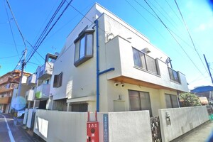 杉山マンション外観写真