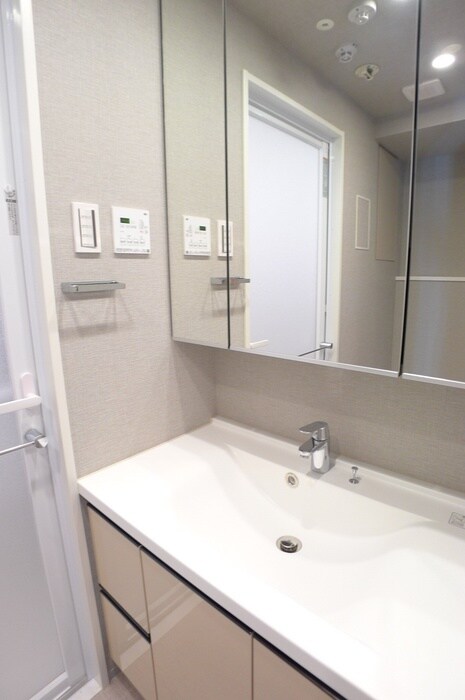 物件内観写真11　(洗面)