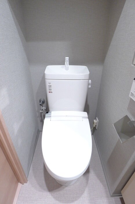 物件内観写真14　(トイレ)