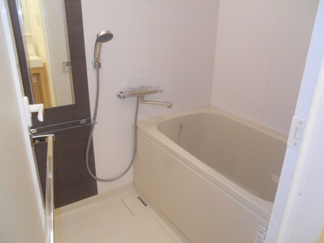物件内観写真9　(バス／シャワールーム等)