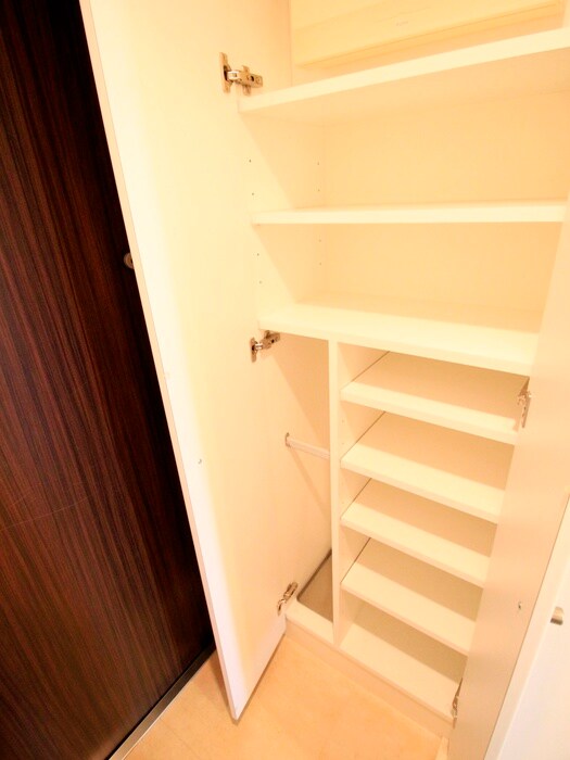 物件内観写真17　(靴箱)