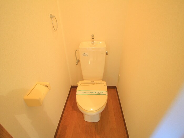 物件内観写真12　(トイレ)