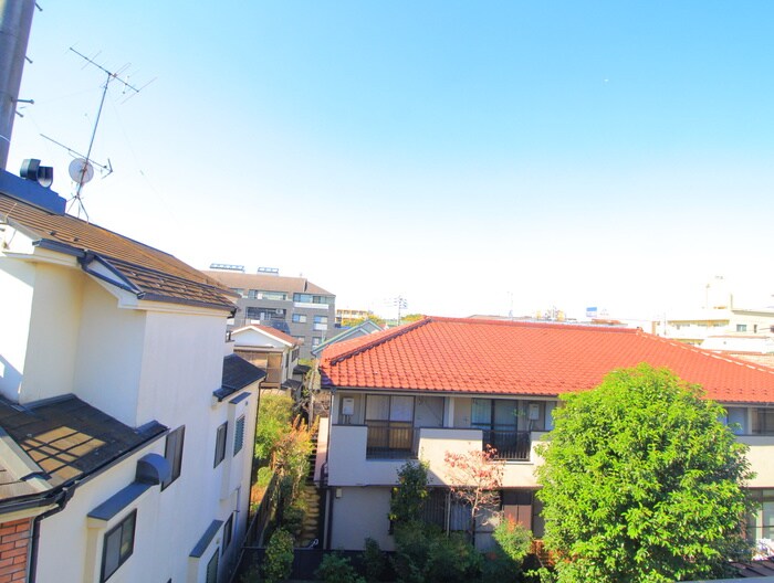 物件内観写真20　(室内からの展望)