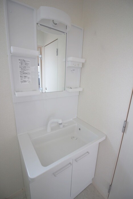 物件内観写真11　(洗面)