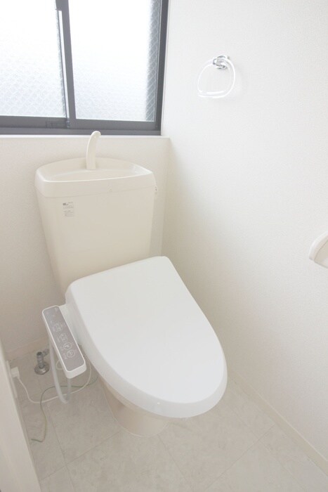 物件内観写真13　(トイレ)